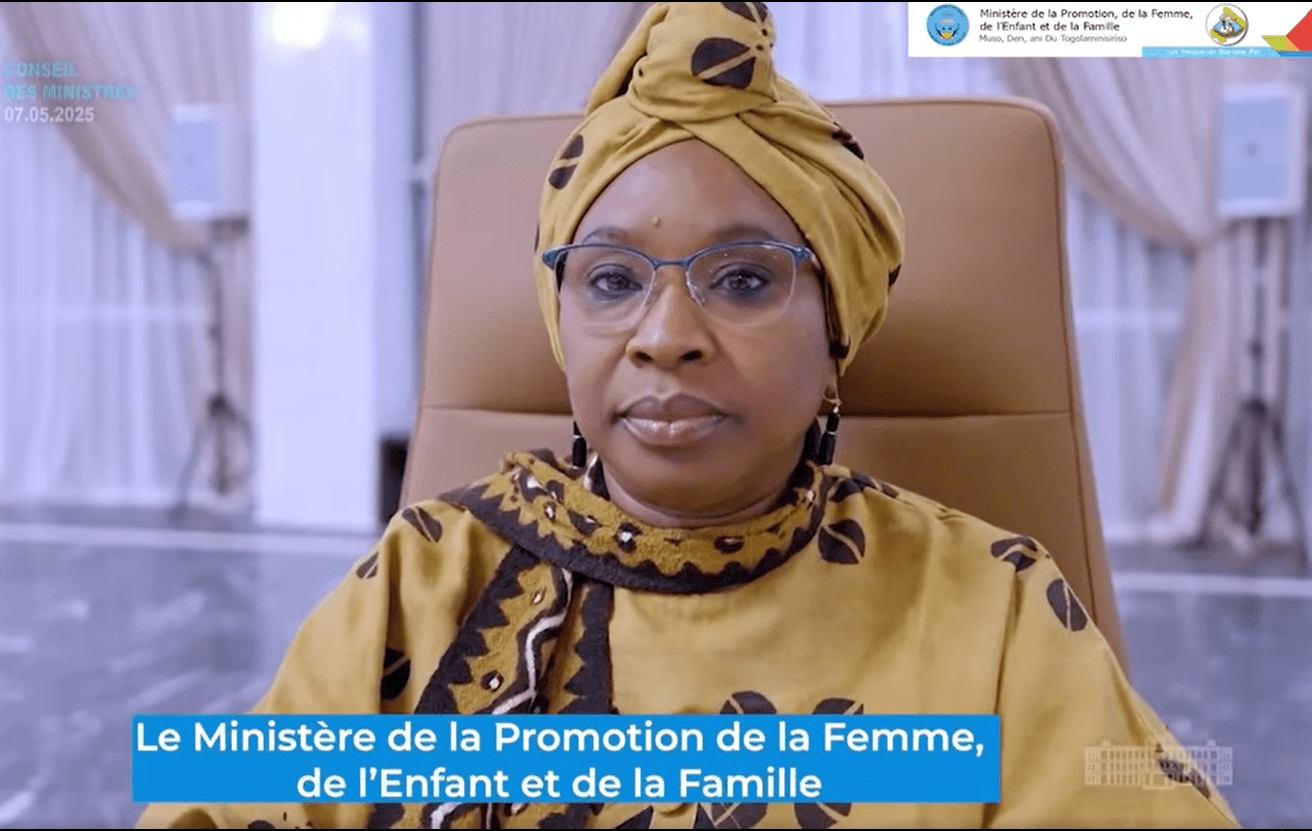 𝐋𝐚𝐧𝐜𝐞𝐦𝐞𝐧𝐭 𝐝𝐞𝐬 𝐄́𝐭𝐚𝐭𝐬 𝐆𝐞́𝐧𝐞́𝐫𝐚𝐮𝐱 𝐬𝐮𝐫 𝐥𝐚 𝐒𝐢𝐭𝐮𝐚𝐭𝐢𝐨𝐧 𝐝𝐞 𝐥𝐚 𝐅𝐞𝐦𝐦𝐞, 𝐝𝐞 𝐥’𝐄𝐧𝐟𝐚𝐧𝐭 𝐞𝐭 𝐝𝐞 𝐥𝐚&nbsp;𝐅𝐚𝐦𝐢𝐥𝐥𝐞